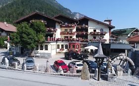 Hotel Alpenrose